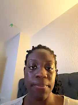 Snapshot of bry8661 chatting on 11-07-25, 12:32 bry8661 online show from 11-07-25, 12:32