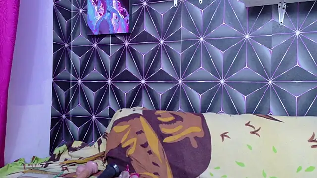 emilygrooe online show from 12-03-25, 09:24