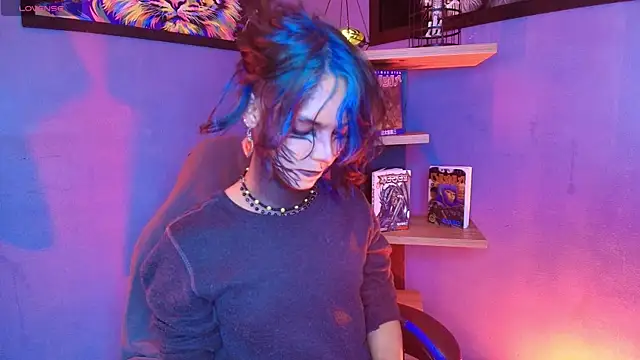 luxiel  online show from 02-12-26, 09:10