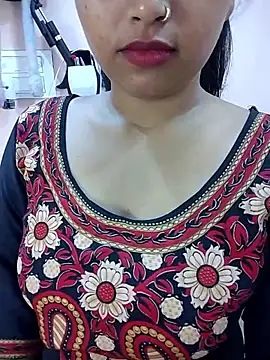 Sexy Divya   online show from 05-11-26, 02:45