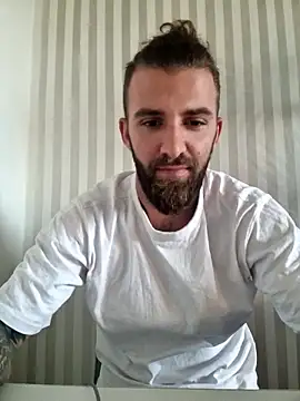 ramy120199 online show from 11-07-25, 11:54