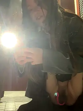 luna-sisi online show from 11-19-25, 11:54