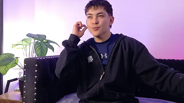 Valentin X online show from 11-28-25, 04:15