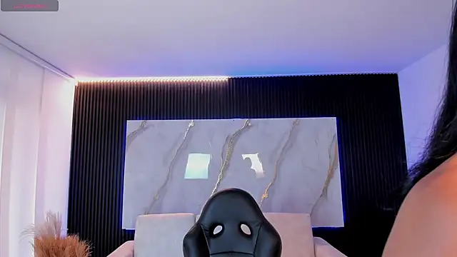 Saara Corraless online show from 04-09-26, 06:57