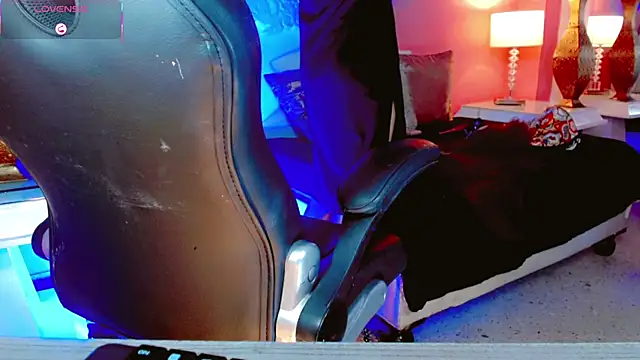 AnnaRouseQueen online show from 03-05-26, 08:16