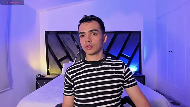 NicoKingg  online show from 12-14-25, 11:20