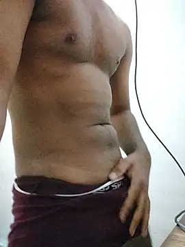 Snapshot of YoursLad4 chatting on 11-07-25, 05:57 YoursLad4 online show from 11-07-25, 05:57