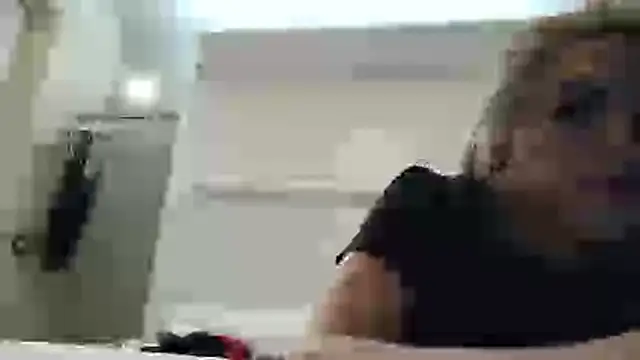 ESTRELLABERECHUCKY online show from 04-04-26, 07:11