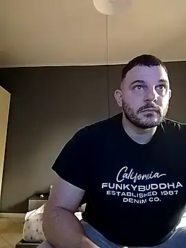 yourgentleman88 online show from 11-17-25, 01:17