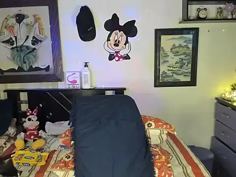 Snapshot of JUANBIGCOCK21CM chatting on 11-24-25, 03:17 JUANBIGCOCK21CM online show from 11-24-25, 03:17