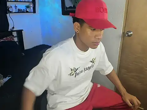 Snapshot of JUANBIGCOCK21CM chatting on 12-04-25, 03:54 JUANBIGCOCK21CM online show from 12-04-25, 03:54