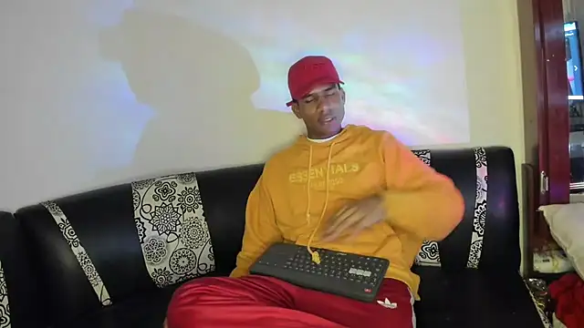 JUANBIGCOCK21CM online show from 04-14-26, 03:56