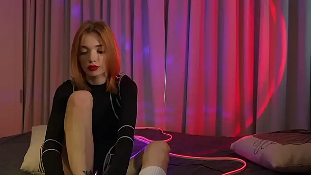 LinaaVelle online show from 05-03-26, 03:12