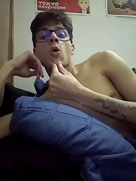 Mateeo G online show from 11-13-25, 02:43