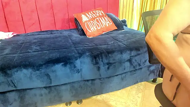 hailey-frost online show from 12-20-25, 12:56