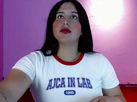 Snapshot of Sofiababyy chatting on 02-02-26, 11:25 Sofiababyy online show from 02-02-26, 11:25