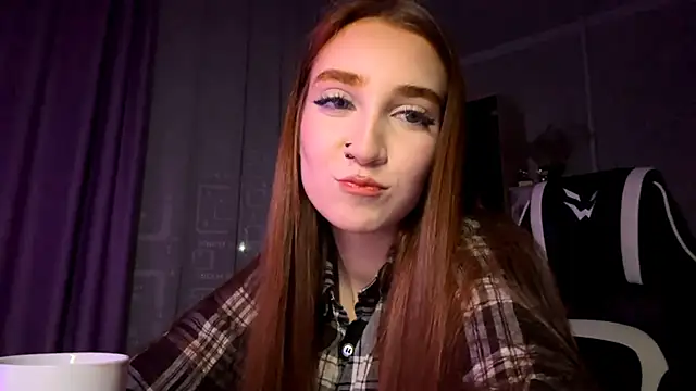 HollyPaw online show from 11-12-25, 07:46