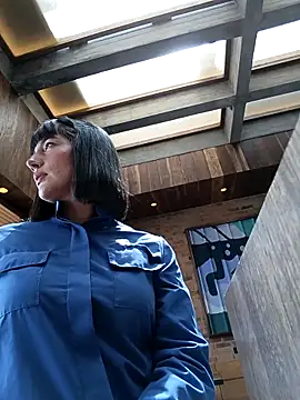 Luna juicy online show from 11-22-25, 05:56