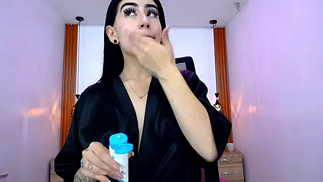 Snapshot of SCARLETT_INK_ chatting on 06-21-26, 02:47 SCARLETT INK online show from 06-21-26, 02:47