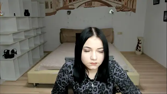 DianaOlsens online show from 11-17-25, 12:11