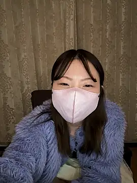 Snapshot of chika_v_v chatting on 12-04-25, 06:38 chika v v online show from 12-04-25, 06:38