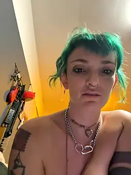 Snapshot of misslovesick chatting on 11-08-25, 12:38 misslovesick online show from 11-08-25, 12:38