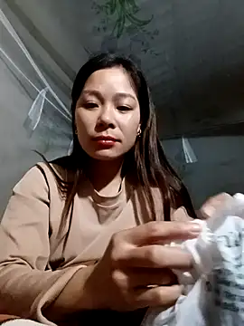 Lyla john online show from 12-17-25, 12:49