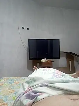 Snapshot of Lupercinio chatting on 11-16-25, 06:46 Lupercinio online show from 11-16-25, 06:46