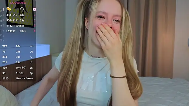 TiffinyMergist online show from 03-06-26, 05:48