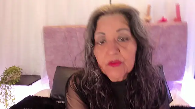 Victoriaa Anderson online show from 04-15-26, 02:02