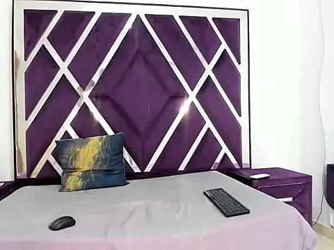 ninaasm online show from 01-15-26, 12:54