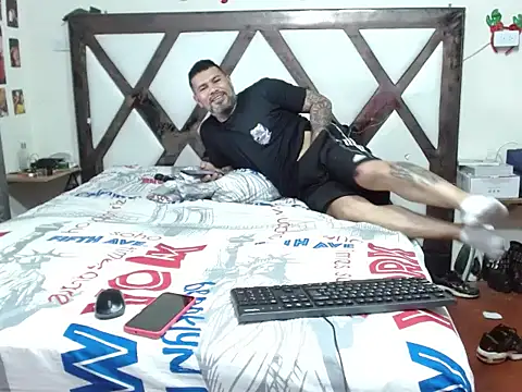 kendraandtommy online show from 11-22-25, 06:40