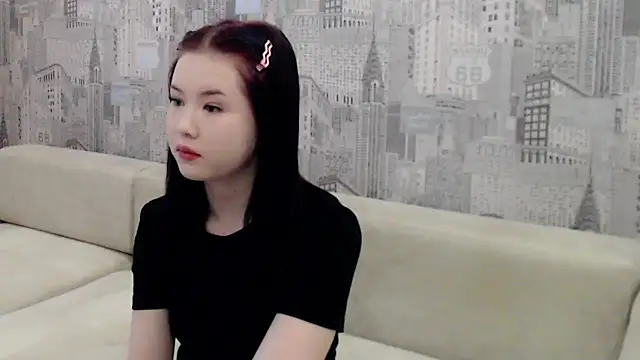 Snapshot of RadyBoonmee chatting on 12-19-25, 08:32 RadyBoonmee online show from 12-19-25, 08:32