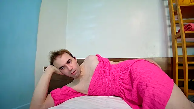 Snapshot of albertpassive chatting on 06-10-26, 05:23 albertpassive online show from 06-10-26, 05:23