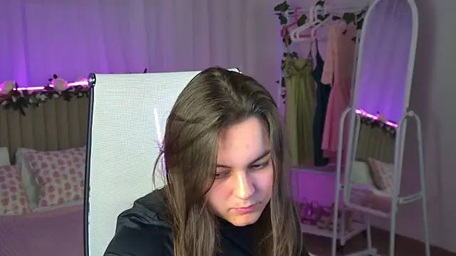 Snapshot of FrancescaCavaliere chatting on 07-08-26, 03:49 FrancescaCavaliere online show from 07-08-26, 03:49