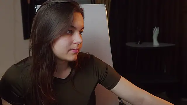 Snapshot of FrancescaCavaliere chatting on 07-28-26, 03:54 FrancescaCavaliere online show from 07-28-26, 03:54