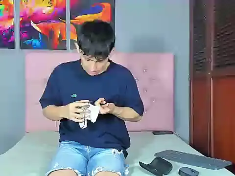 ElanGiraldo online show from 02-01-26, 12:20