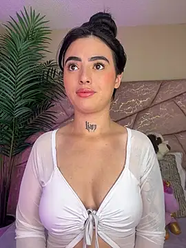  Naomi Fox  online show from 01-10-26, 07:32