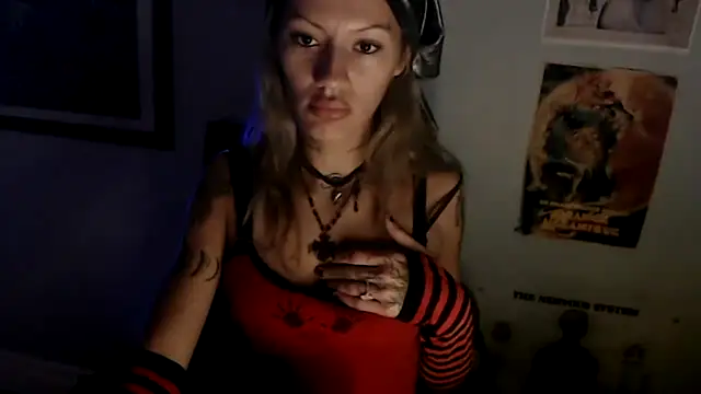 luxxylola online show from 11-25-25, 12:05