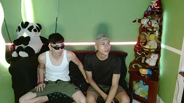 Snapshot of Kurt_williams1 chatting on 12-01-25, 11:54 Kurt williams1 online show from 12-01-25, 11:54