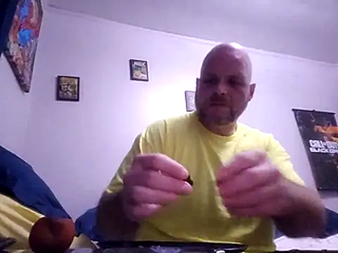 Snapshot of Slimsang69 chatting on 11-09-25, 05:39 Slimsang69 online show from 11-09-25, 05:39