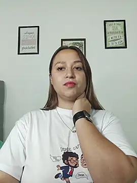 Snapshot of Elizav chatting on 04-11-26, 01:10 Elizav online show from 04-11-26, 01:10