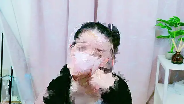 Yuina ch  online show from 12-05-25, 08:23