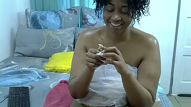 HipsDontLieX95 online show from 12-15-25, 11:58