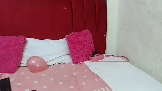 HipsDontLieX95 online show from 02-14-26, 09:55