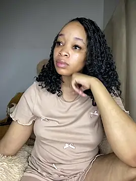 Nisha 102 online show from 04-13-26, 12:38