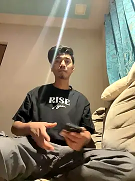 Snapshot of RonnySlim chatting on 11-11-25, 09:59 RonnySlim online show from 11-11-25, 09:59