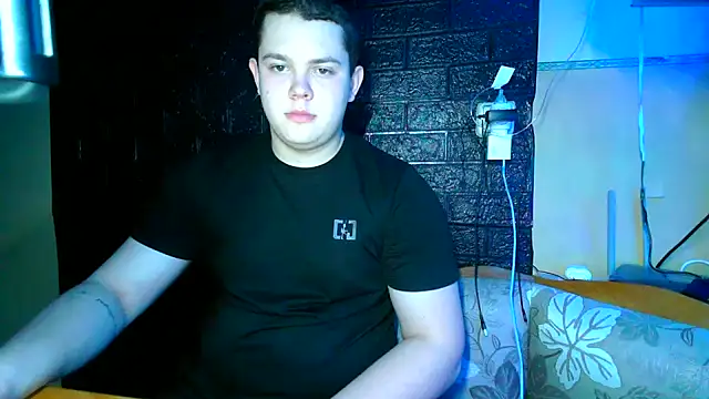 CuteButNaughty  online show from 01-06-26, 09:29