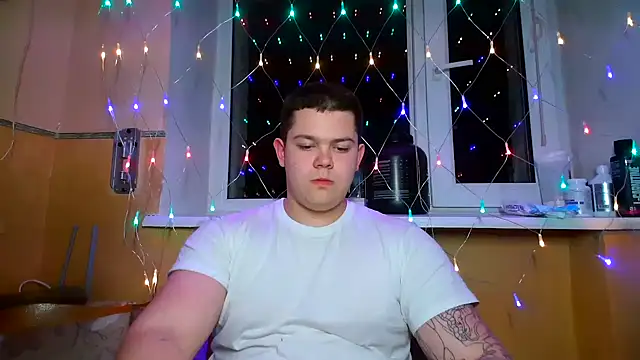 CuteButNaughty  online show from 03-02-26, 08:37