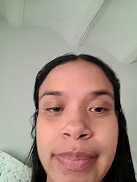 Snapshot of kyliecastell chatting on 11-16-25, 03:50 kyliecastell online show from 11-16-25, 03:50